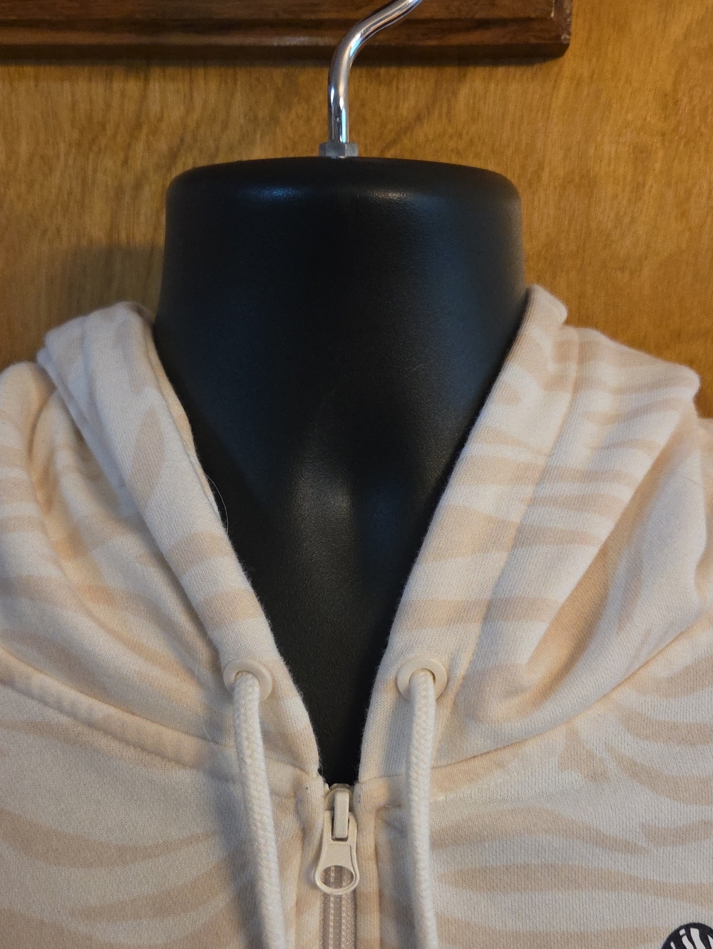 Disneyland Resort Womens‎ Minnie Mouse Animal Print Hoodie Size 3XL - Picture 2 of 6
